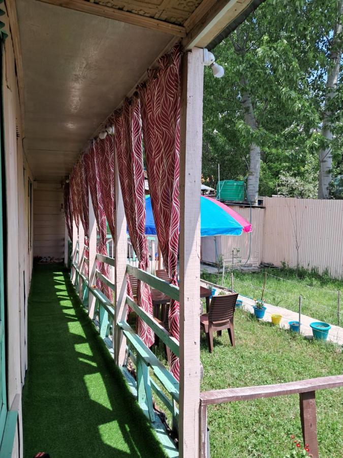 Lakeside Homestay Srinagar Buitenkant foto